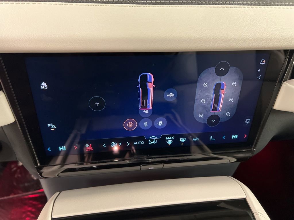 New 2026 Lincoln Navigator Reserve w/ Jet Appearance Package image 13