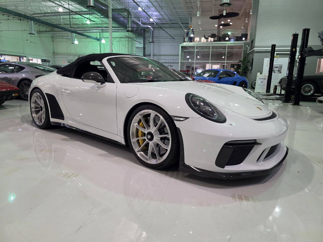 Used 2019 Porsche 911 Speedster RWD image 41