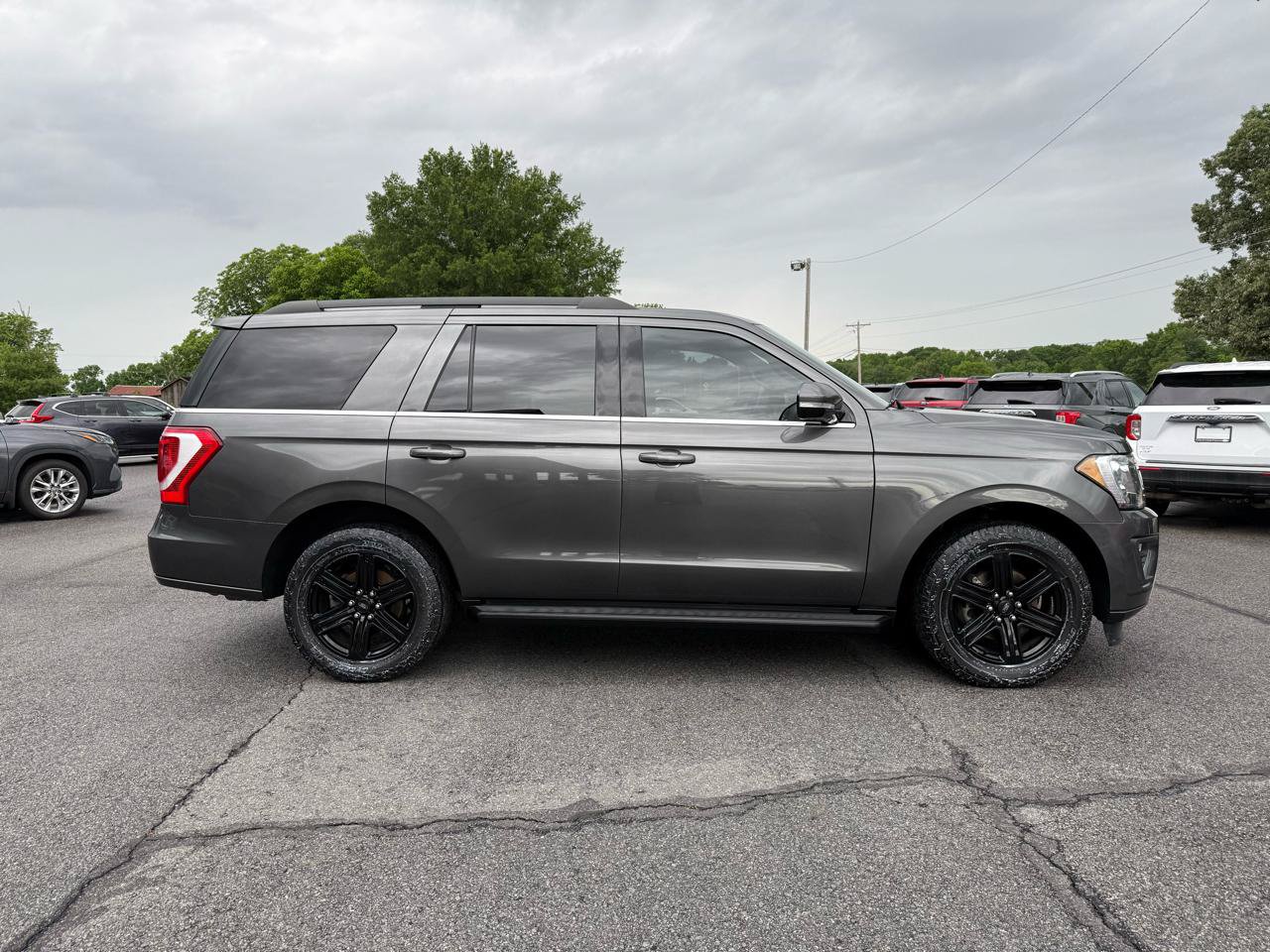 Used 2019 Ford Expedition XLT w/ Equipment Group 201A RWD image 7