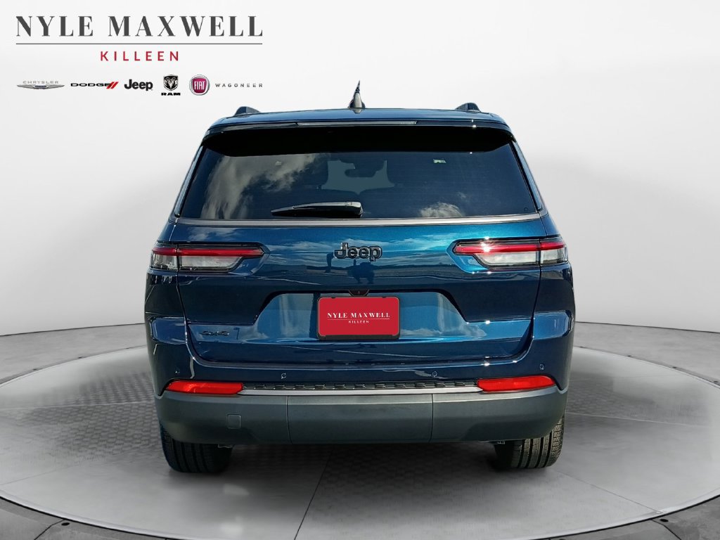 New 2027 Jeep Grand Cherokee L Limited w/ Limited Altitude Package AWD/4WD image 15
