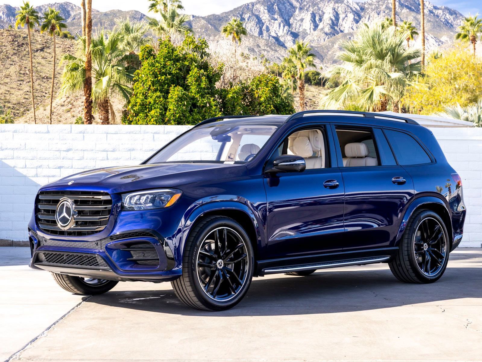 New 2026 Mercedes-Benz GLS 580 4MATIC image 1