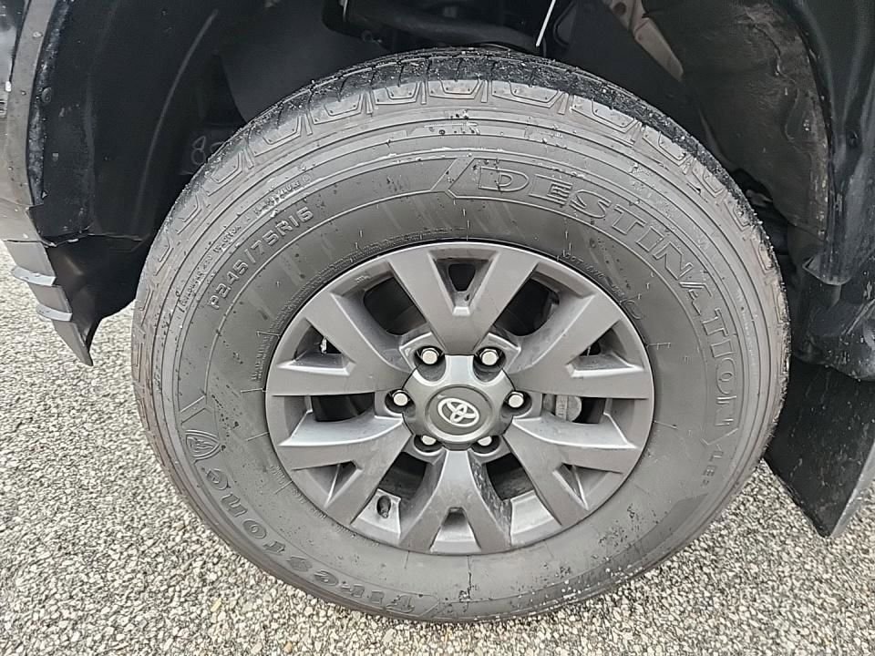 Used 2023 Toyota Tacoma SR5 image 21