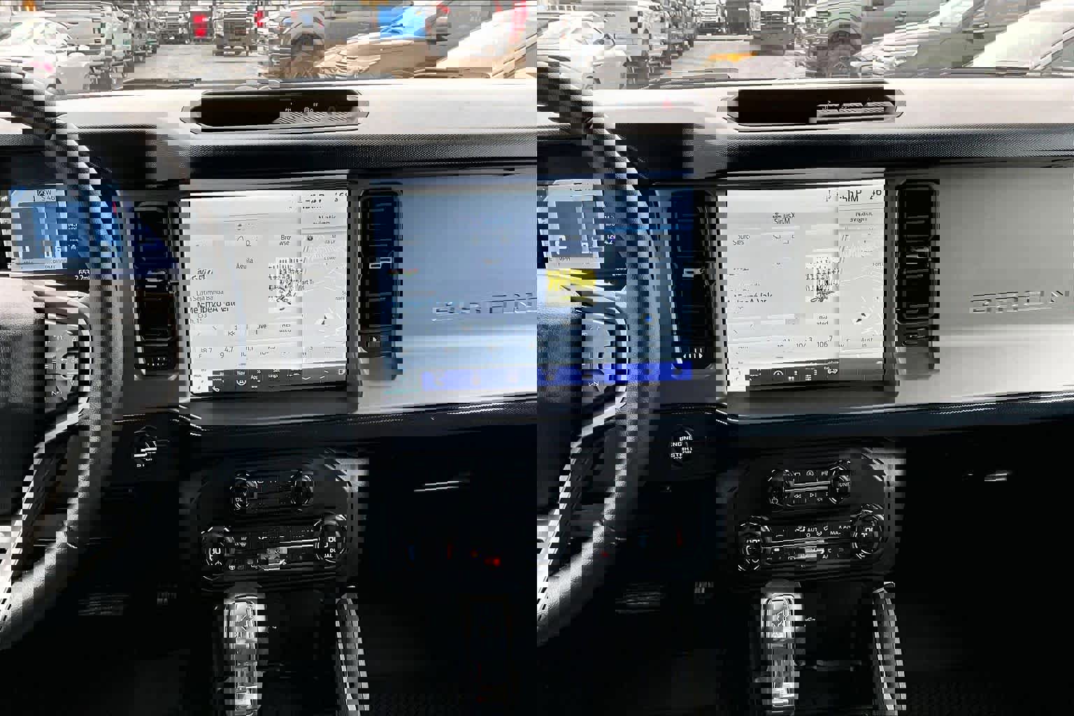 Used 2021 Ford Bronco Outer Banks image 6