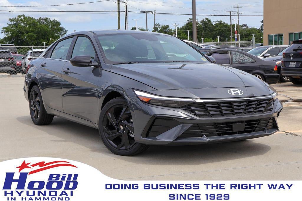 New 2026 Hyundai Elantra SEL Sport