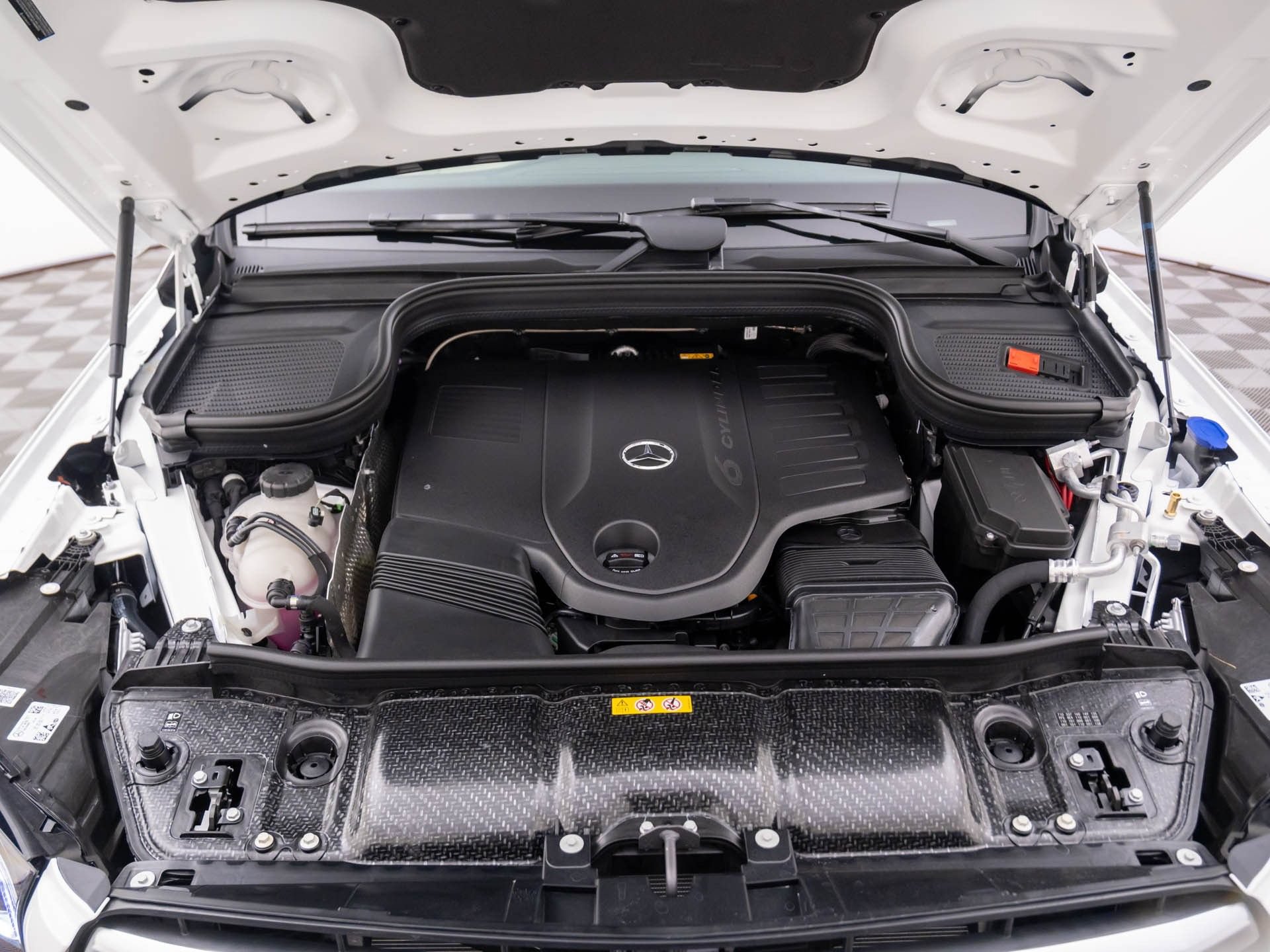 New 2026 Mercedes-Benz GLS 450 4MATIC image 36