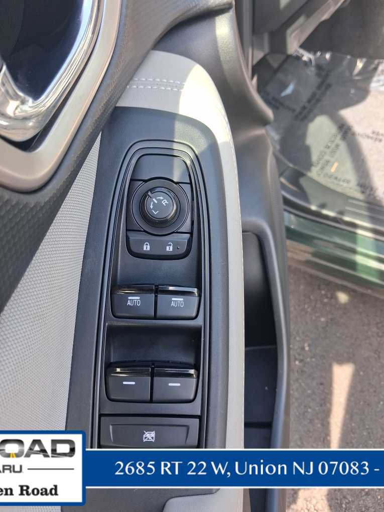 Certified 2023 Subaru Forester Premium AWD/4WD image 31
