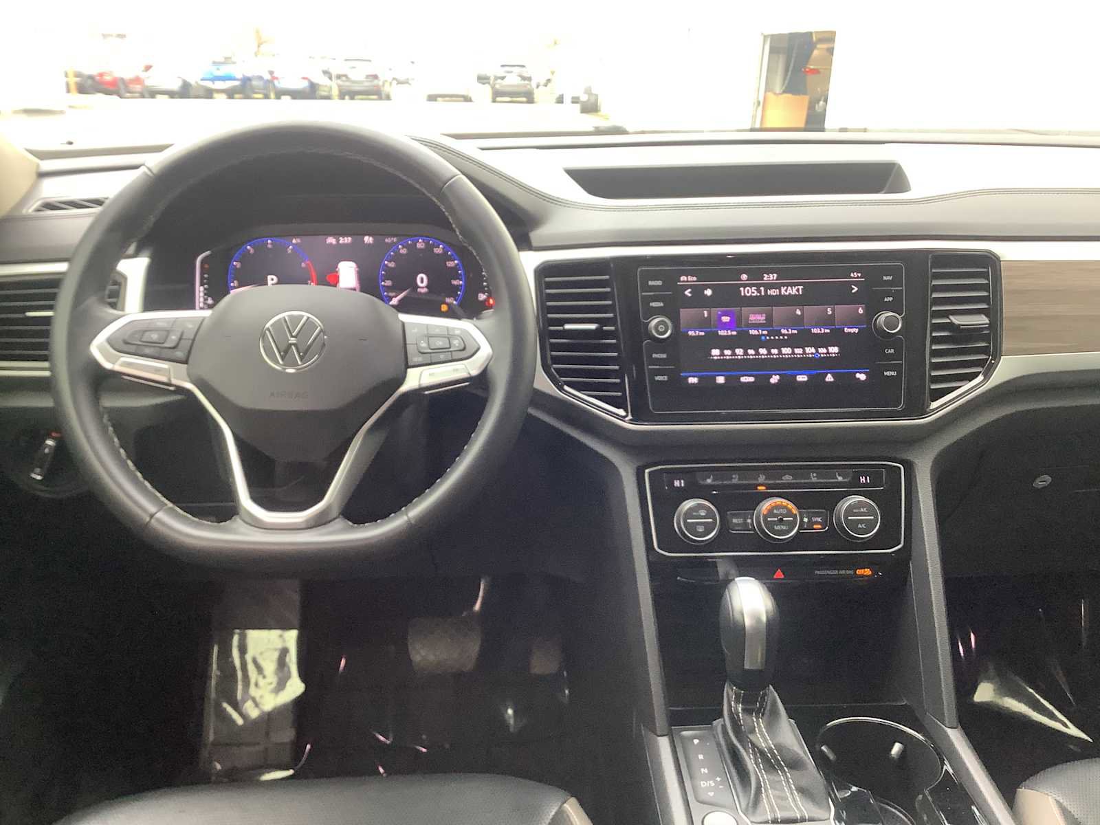 Used 2021 Volkswagen Atlas SEL Premium image 10