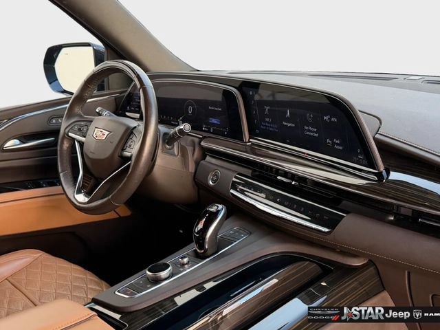 Used 2024 Cadillac Escalade Sport w/ Touring Package AWD/4WD image 32