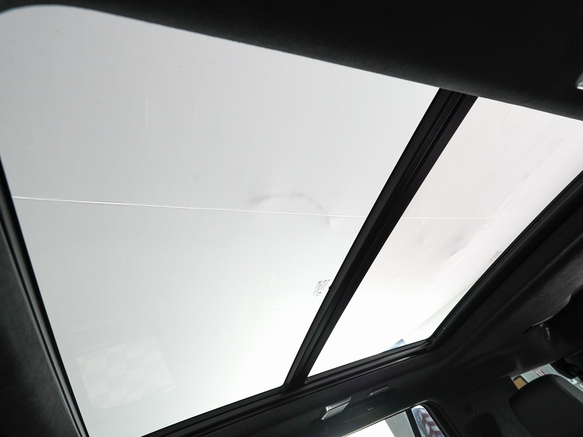 Used 2025 Cadillac Escalade V w/ LPO, Floor Liner Package image 31