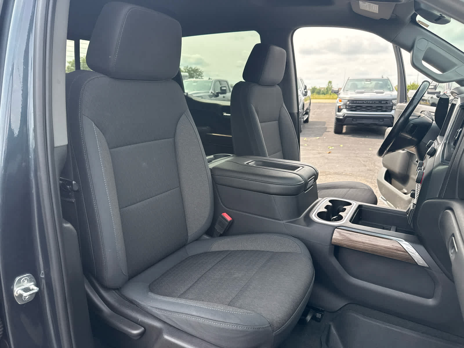 Certified 2019 Chevrolet Silverado 1500 RST AWD/4WD image 24