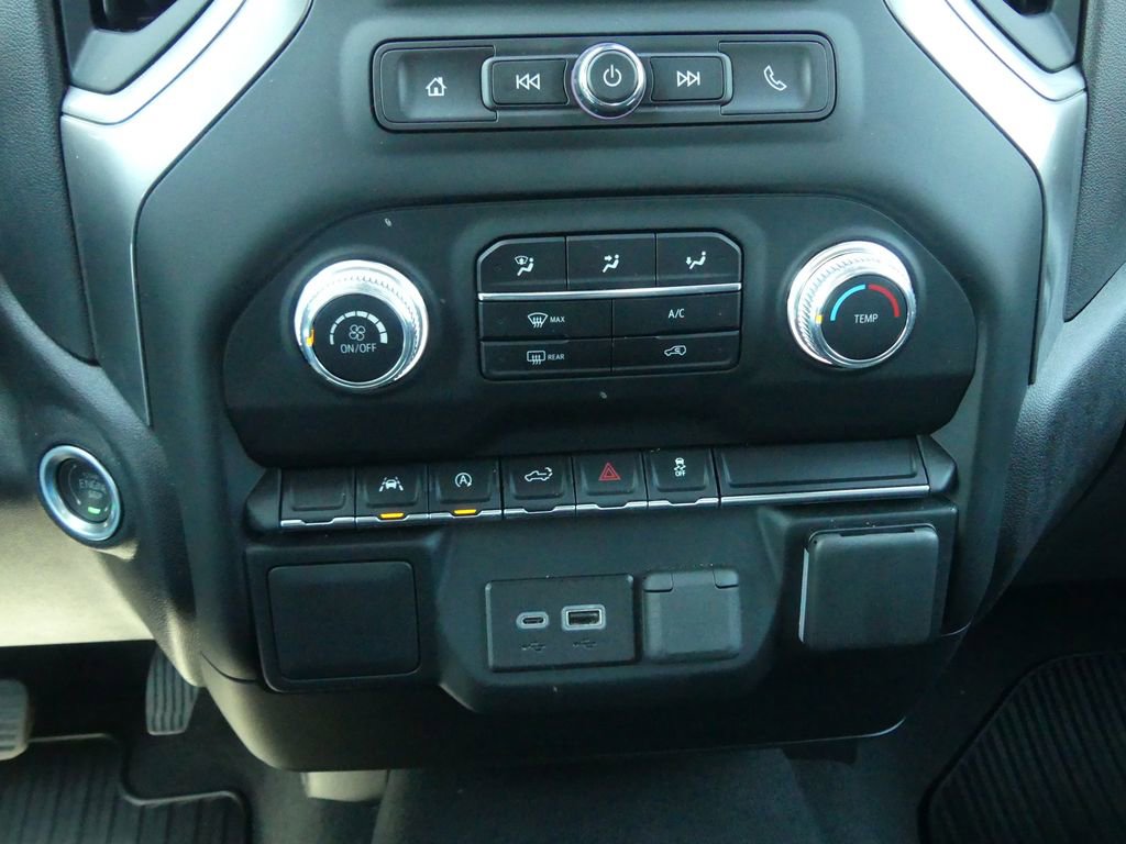 Used 2024 GMC Sierra 1500 Pro w/ Graphite Edition image 6