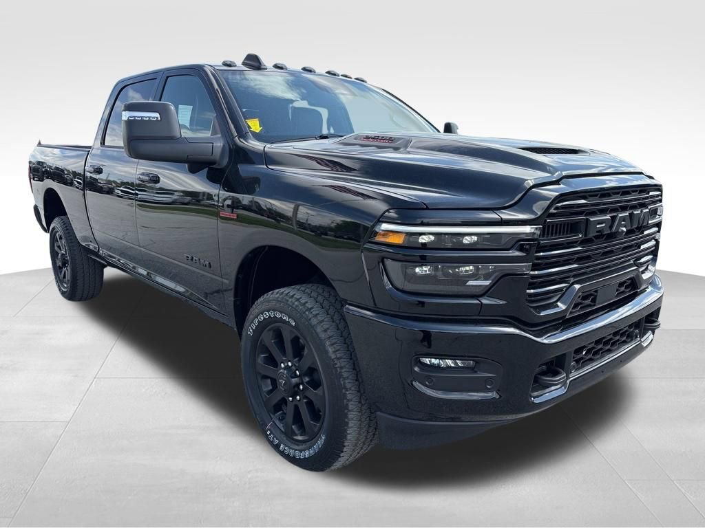 New 2026 RAM 2500 Laramie AWD/4WD image 3
