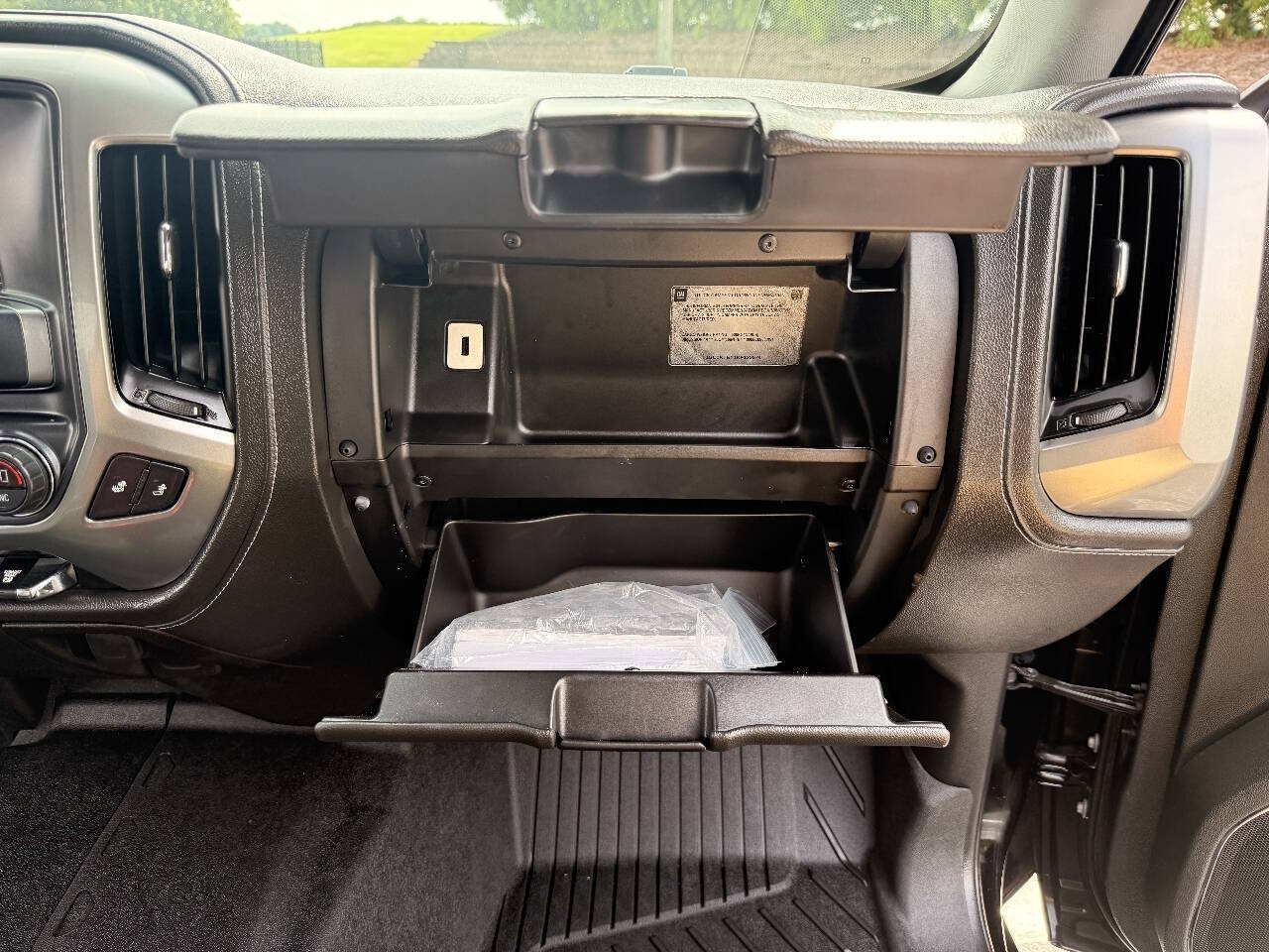 Used 2019 Chevrolet Silverado 2500 LTZ w/ Duramax Plus Package AWD/4WD image 31