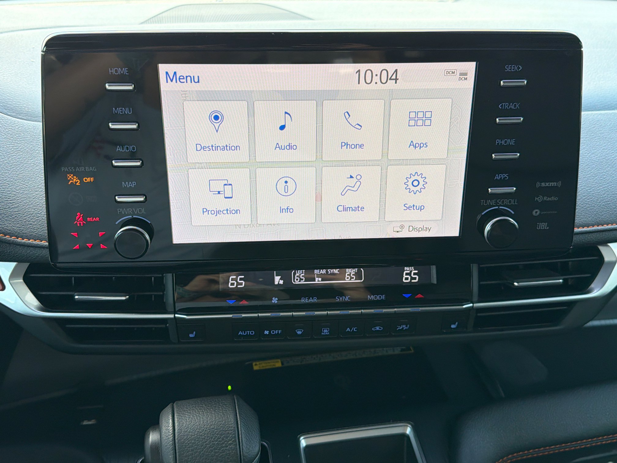 Used 2024 Toyota Sienna XSE w/ XSE Plus Package FWD image 31