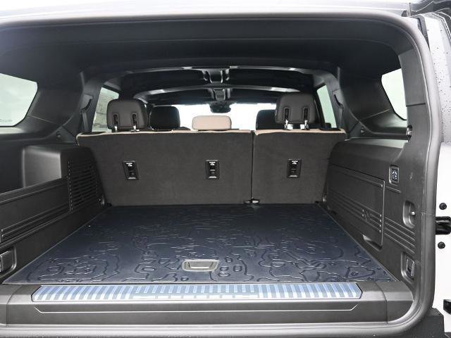 New 2026 GMC Hummer EV SUV image 24