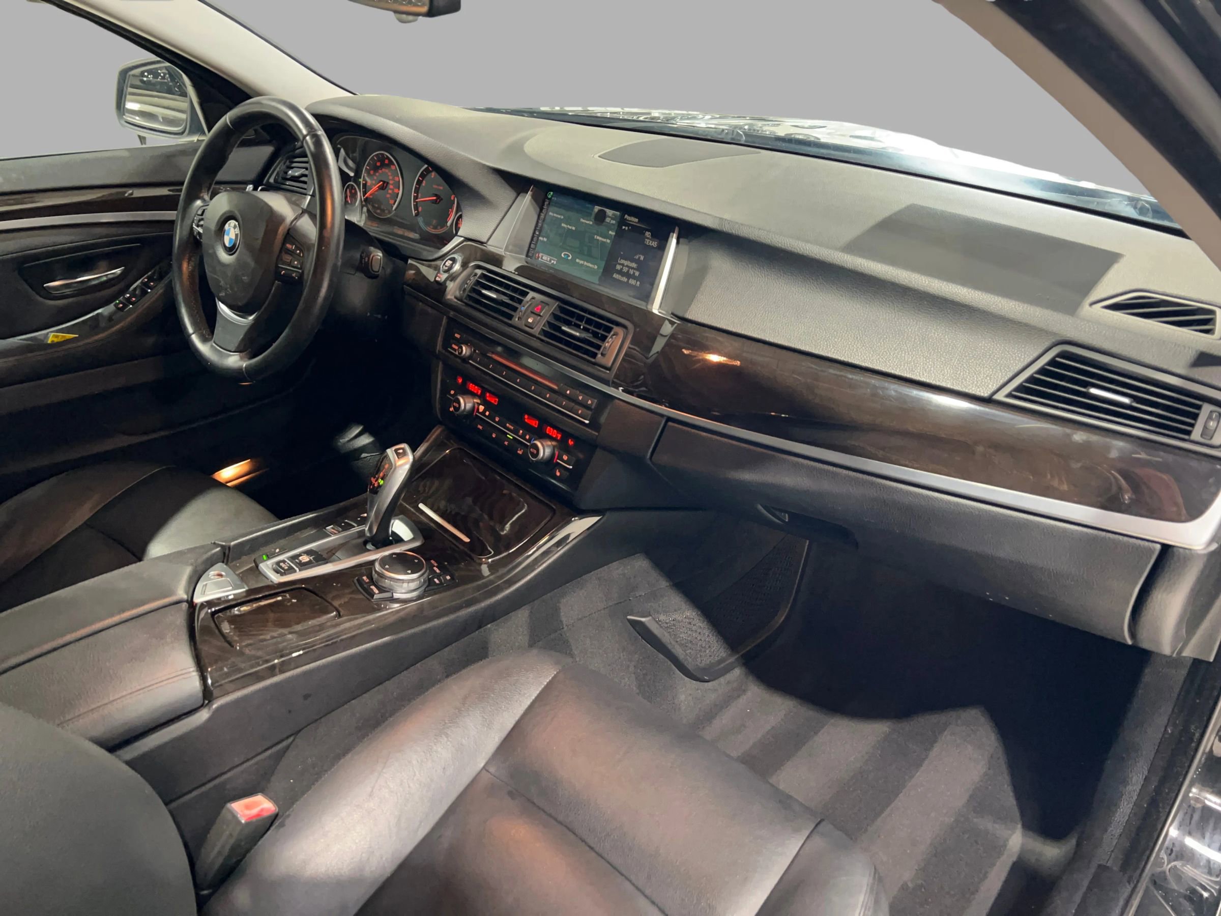 Used 2015 BMW 535i Sedan image 18