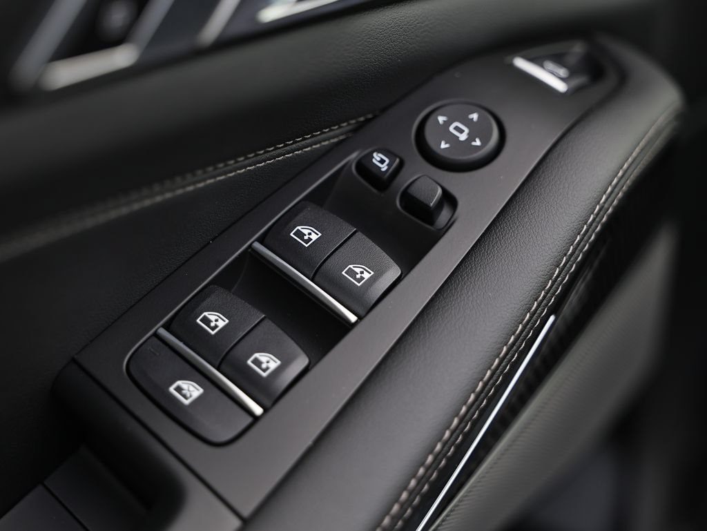 New 2026 BMW X5 M60i w/ Climate Comfort Package AWD/4WD image 19
