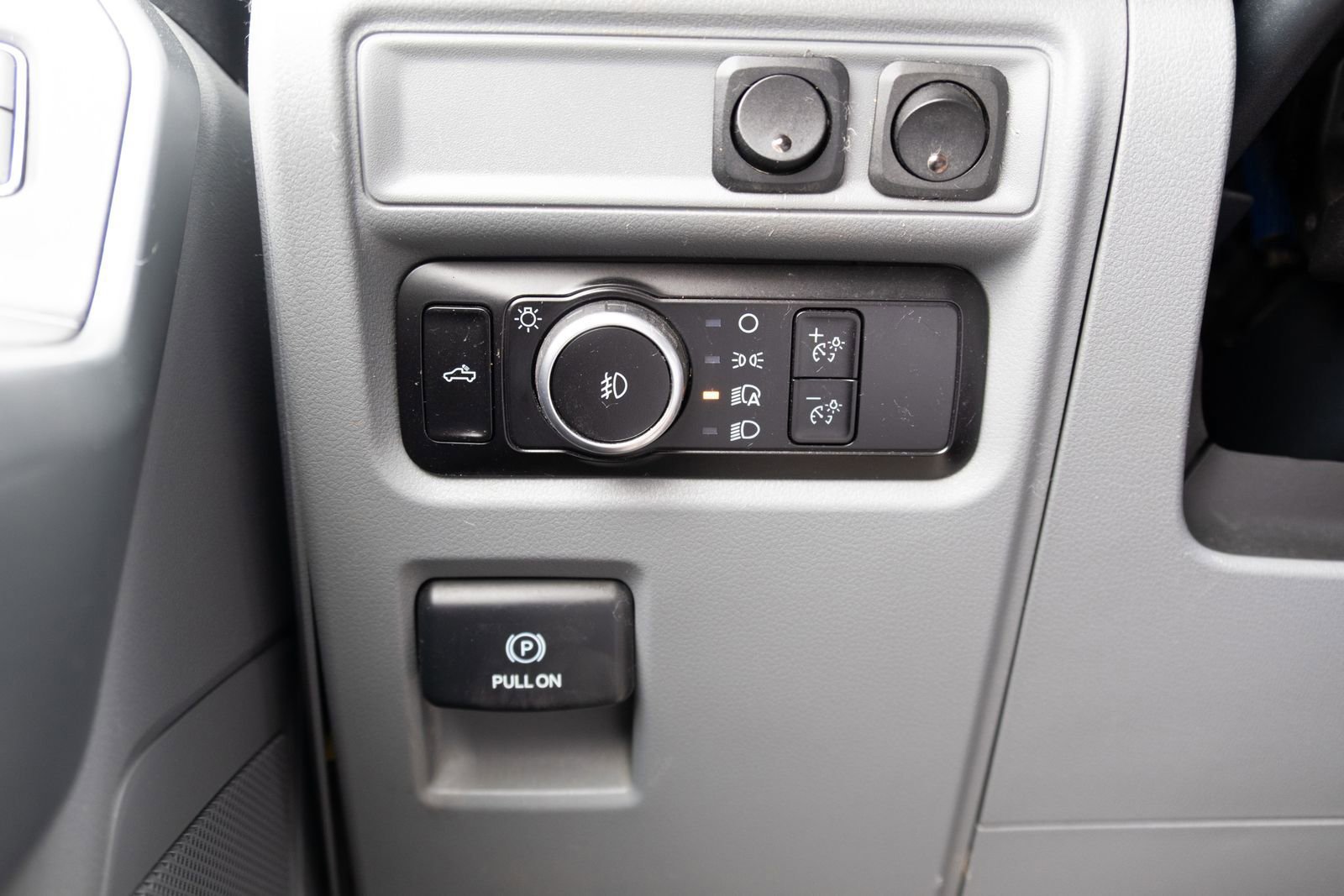 Used 2023 Ford F150 XLT AWD/4WD image 9