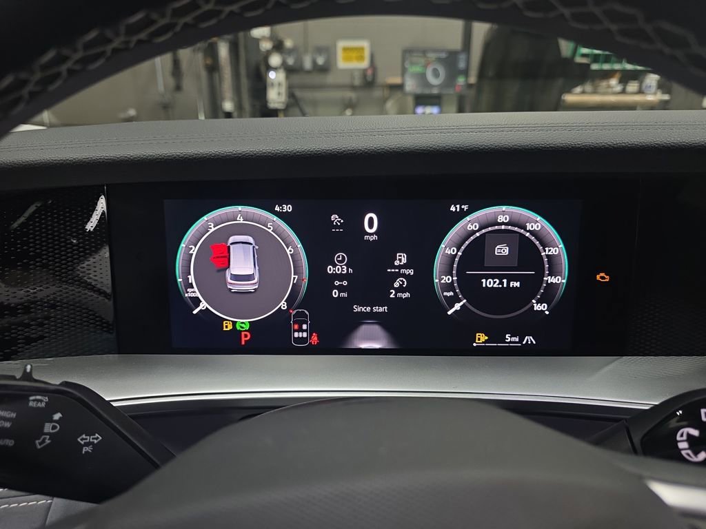 New 2026 Volkswagen Tiguan SE AWD/4WD image 15