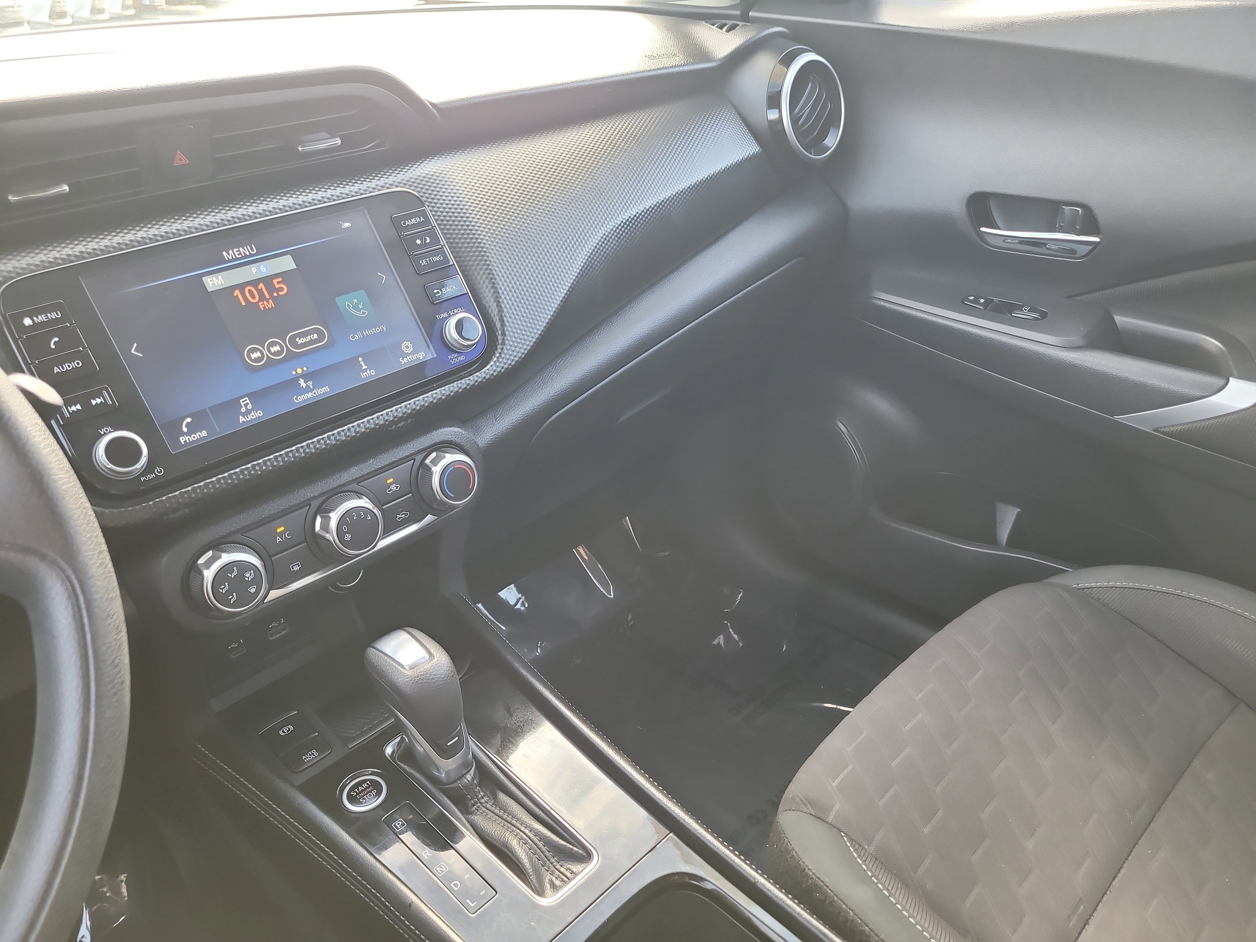 Used 2024 Nissan Kicks SV image 21