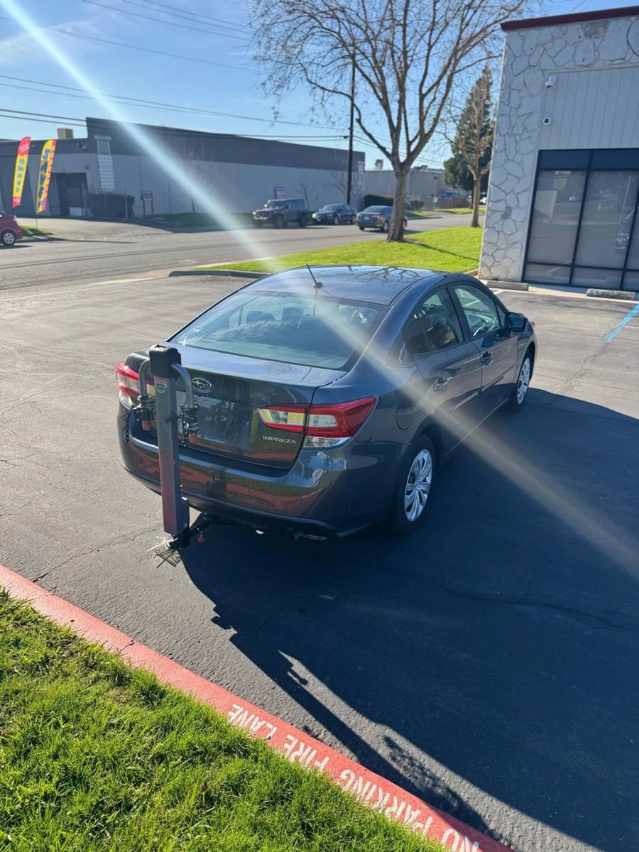 Used 2018 Subaru Impreza 2.0i image 7