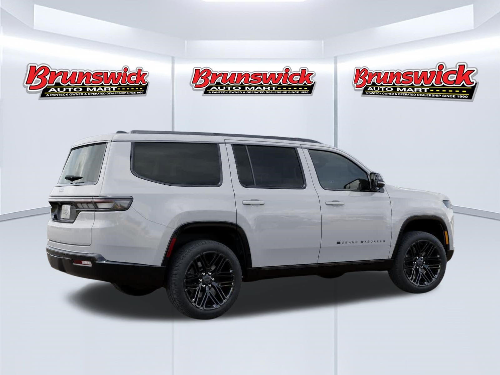 New 2026 Jeep Grand Wagoneer Limited AWD/4WD image 4