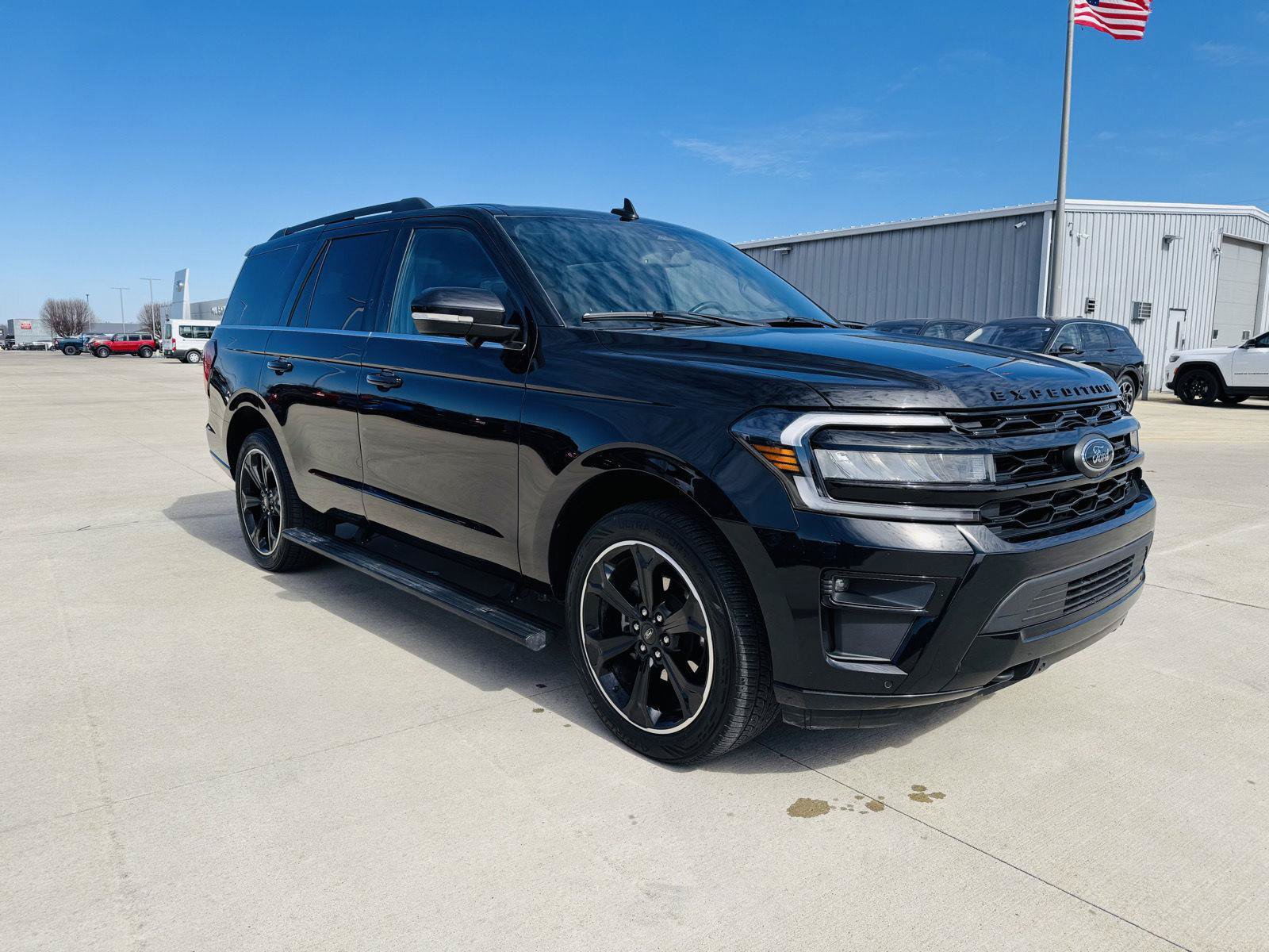 Used 2023 Ford Expedition Limited AWD/4WD video 2