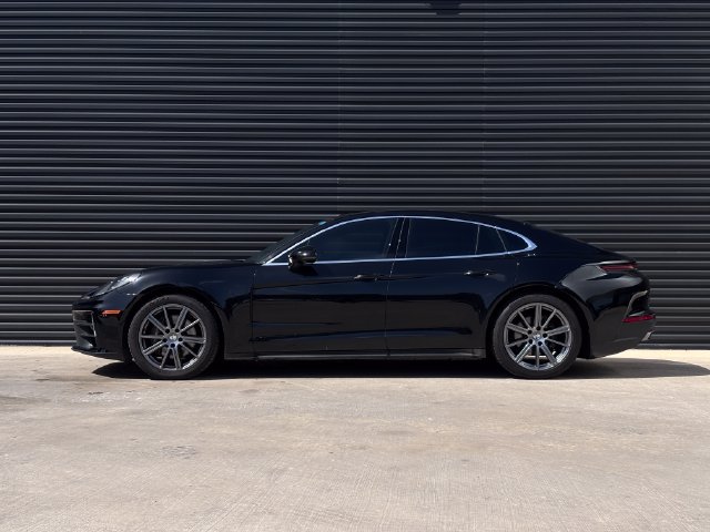 Certified 2025 Porsche Panamera RWD image 2