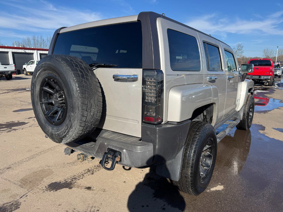Used 2006 HUMMER H3 4dr 4WD SUV image 5