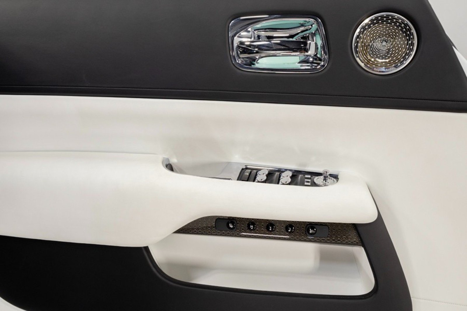 Used 2021 Rolls-Royce Wraith RWD image 37