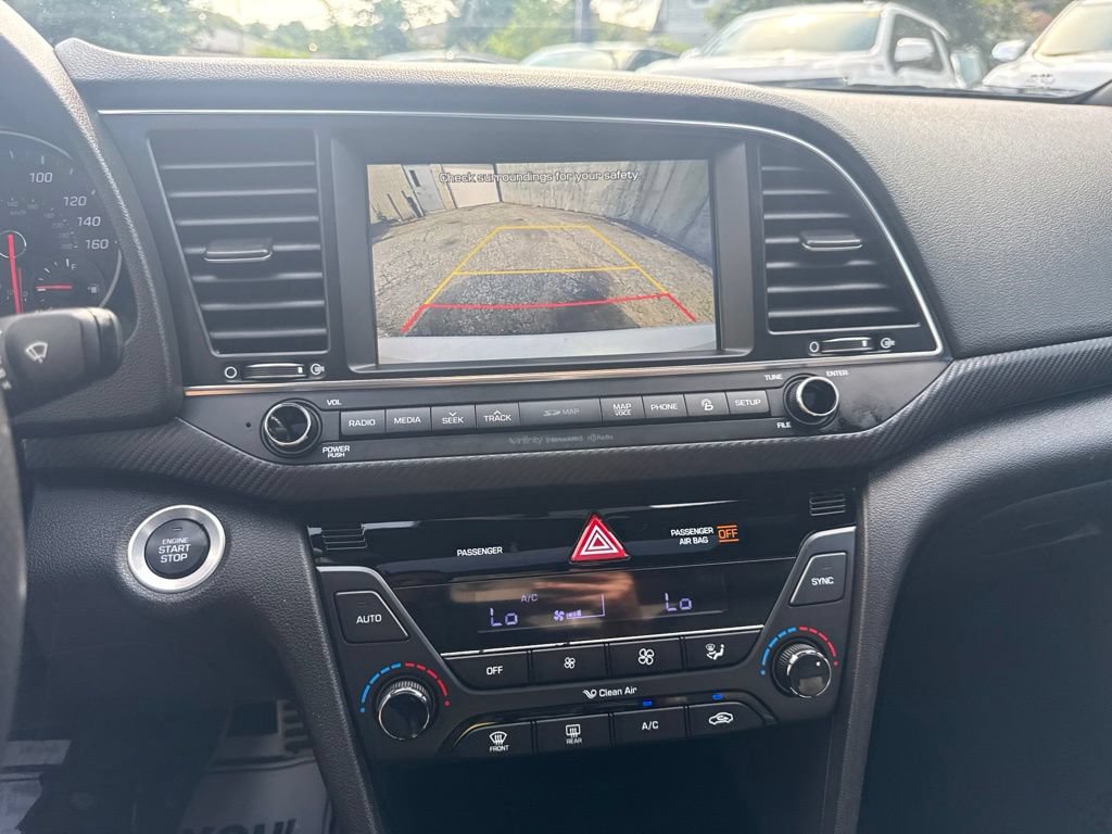 Used 2017 Hyundai Elantra Sport w/ Sport Premium Package 06 FWD image 27