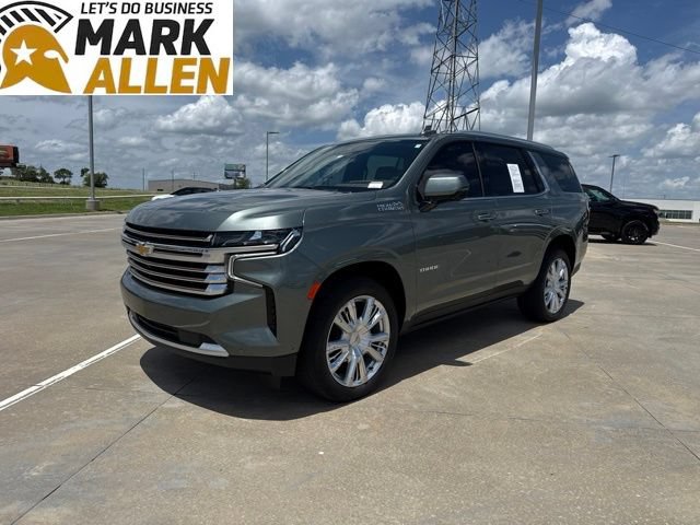Used 2023 Chevrolet Tahoe High Country w/ Advanced Technology Package AWD/4WD image 2