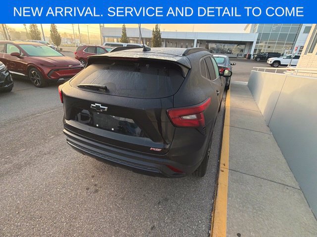 Certified 2026 Chevrolet Trax RS w/ Sunroof Package FWD image 9