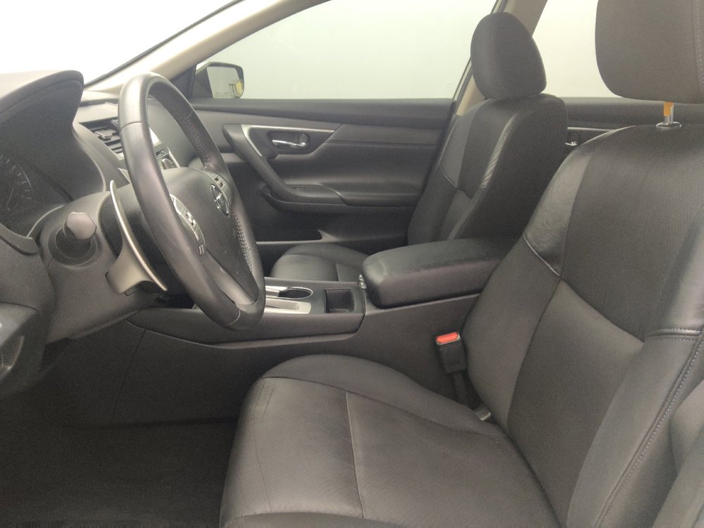 Used 2017 Nissan Altima 2.5 SR FWD image 17