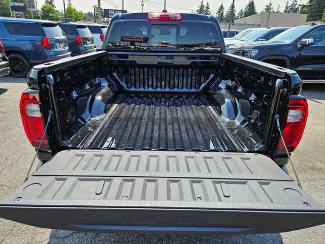 New 2026 GMC Canyon AT4 AWD/4WD image 15