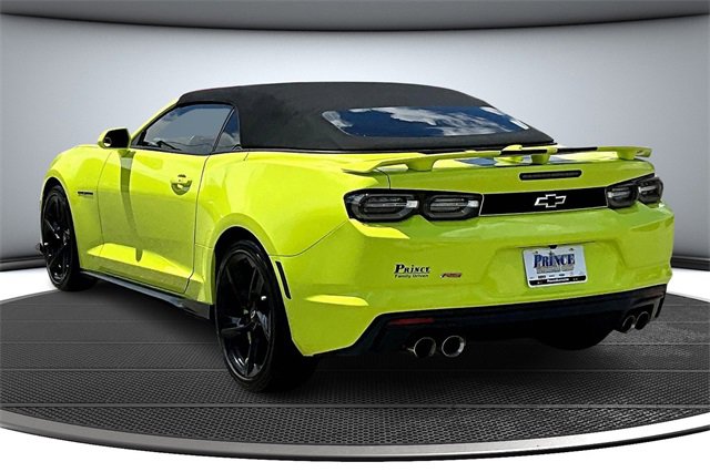 Used 2021 Chevrolet Camaro LT w/ RS Package image 4