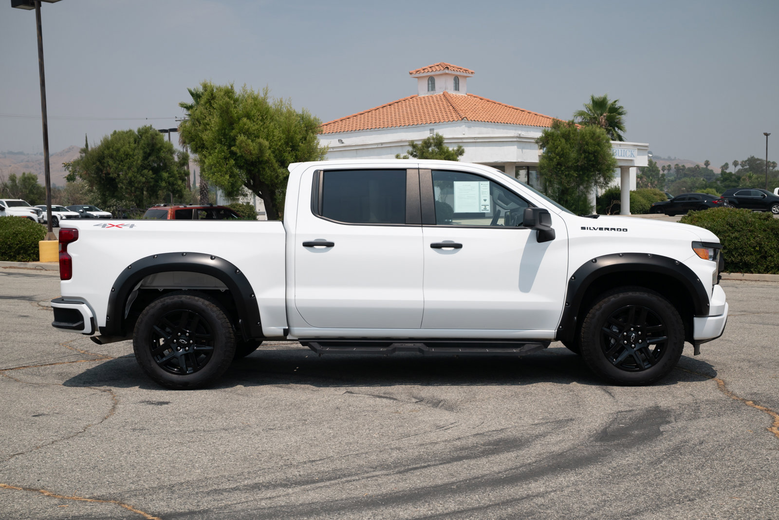 Used 2024 Chevrolet Silverado 1500 Custom w/ Turbomax Blackout Package image 3