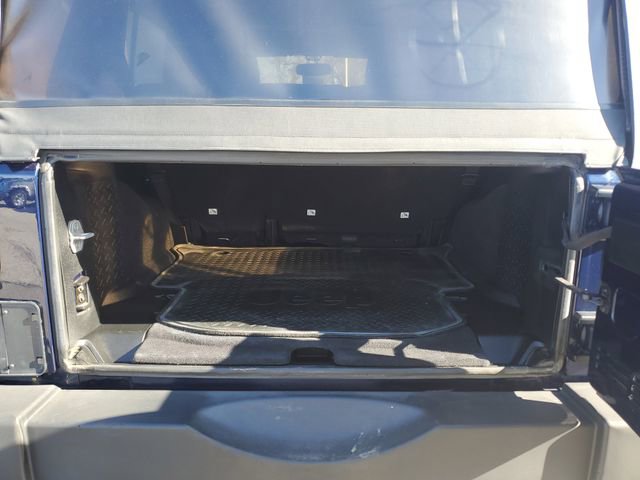 Used 2013 Jeep Wrangler Unlimited Sport image 9
