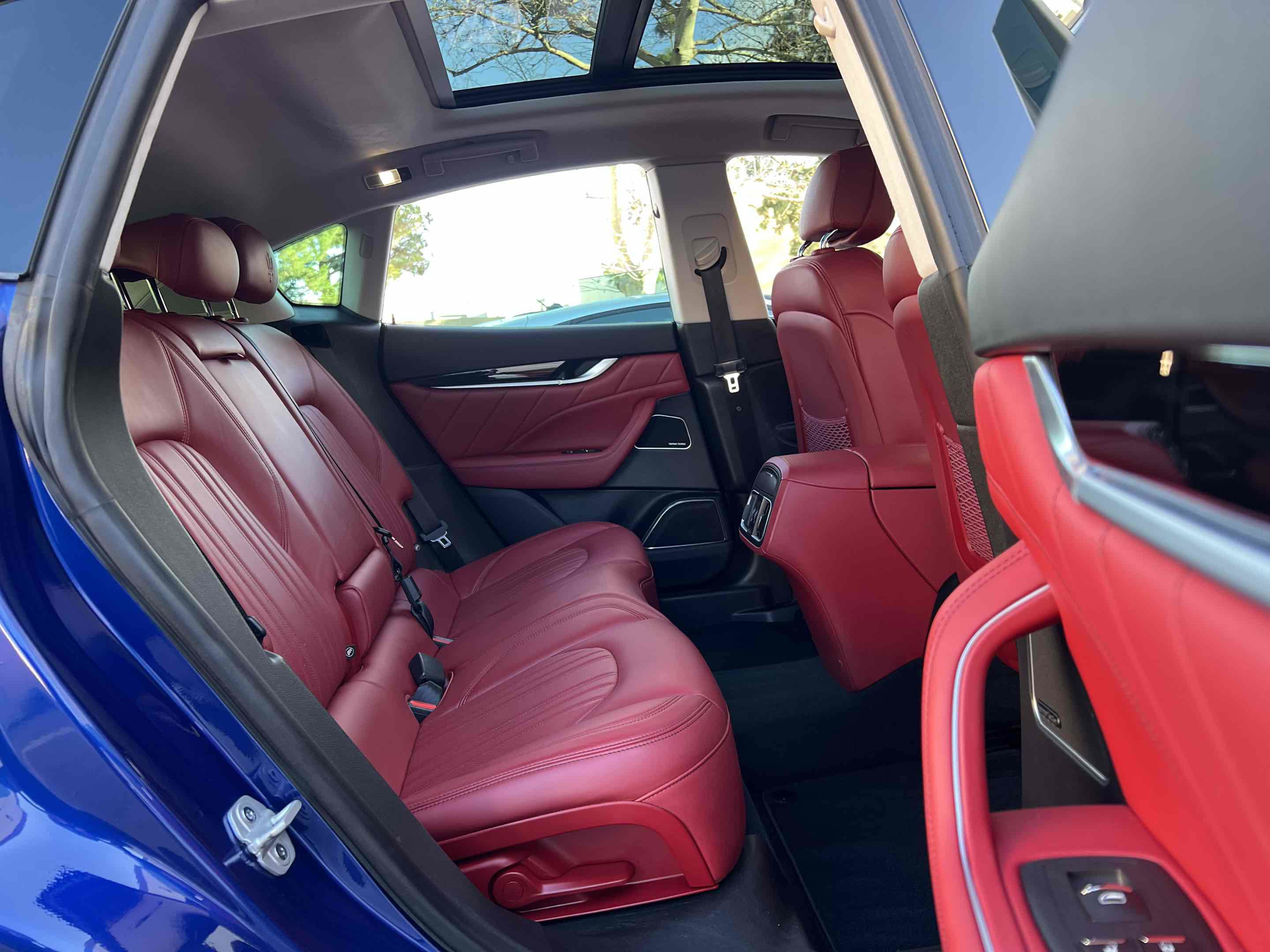 Used 2021 Maserati Levante image 48