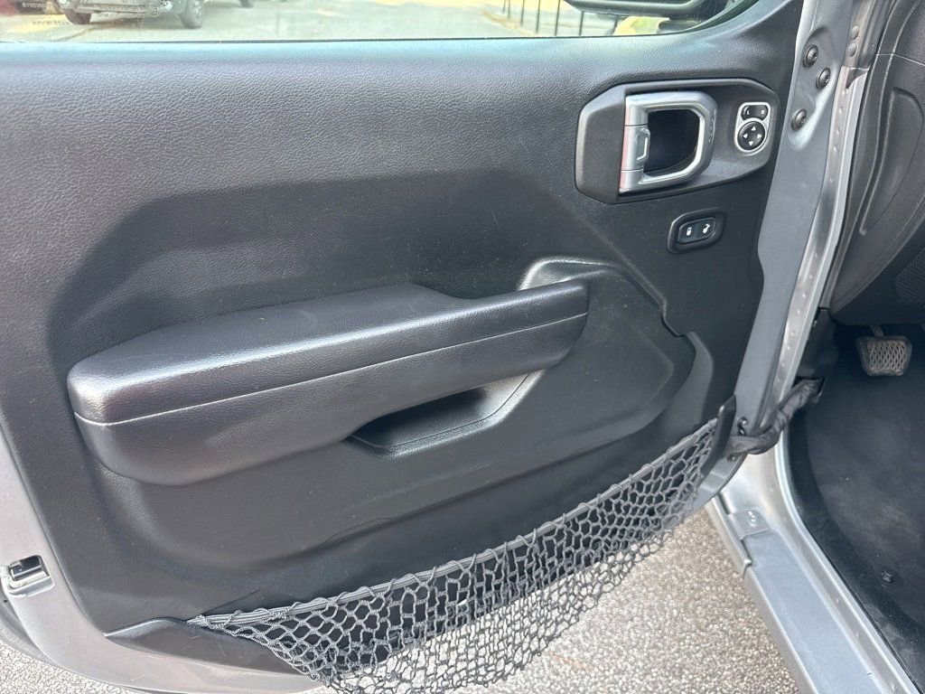 Used 2018 Jeep Wrangler Unlimited Sport S AWD/4WD image 17