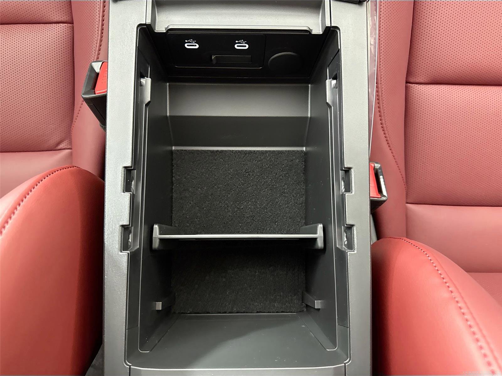 New 2026 MAZDA MAZDA3 Carbon image 33