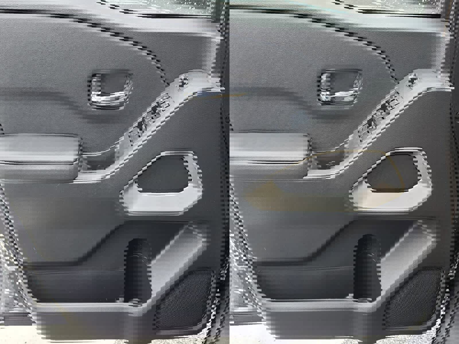 New 2026 Nissan Frontier SV image 15