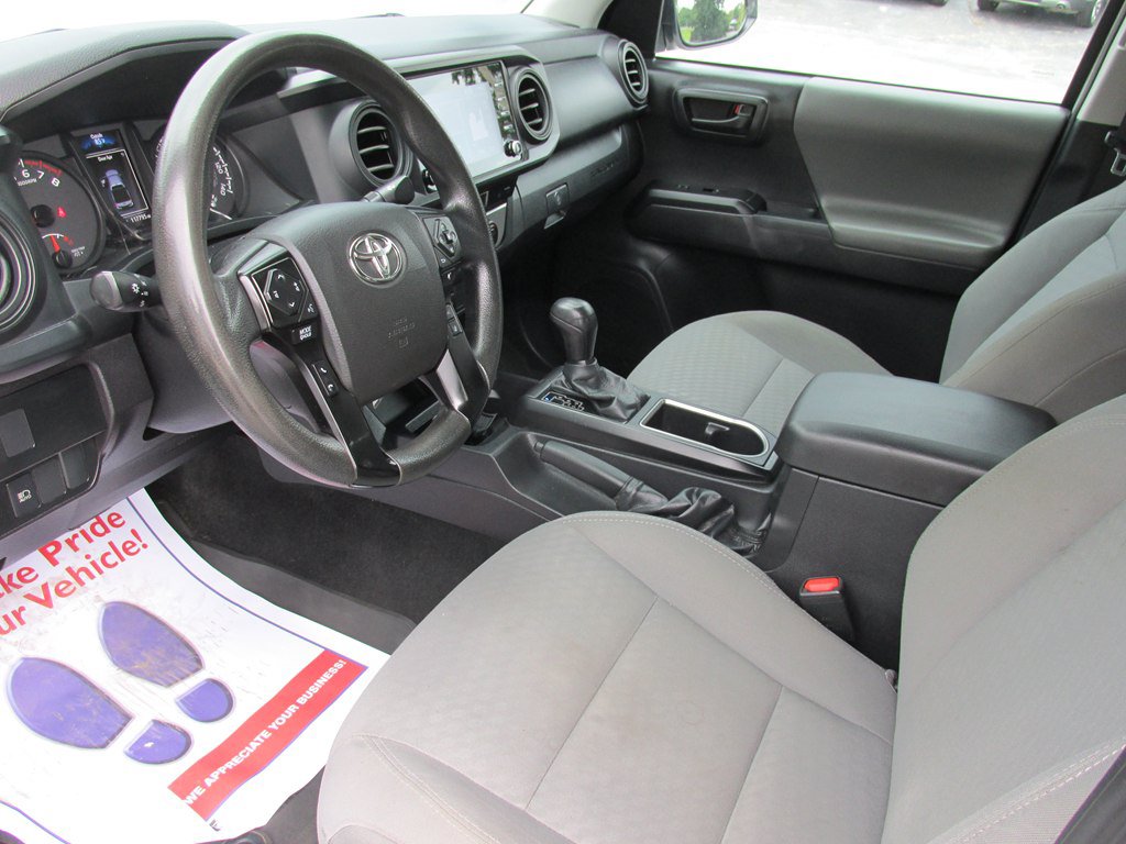 Used 2023 Toyota Tacoma SR AWD/4WD image 8