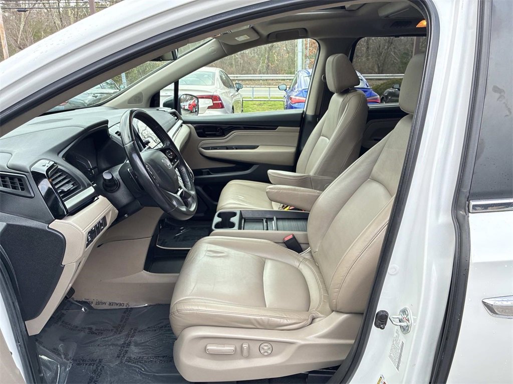 Used 2023 Honda Odyssey Touring image 32