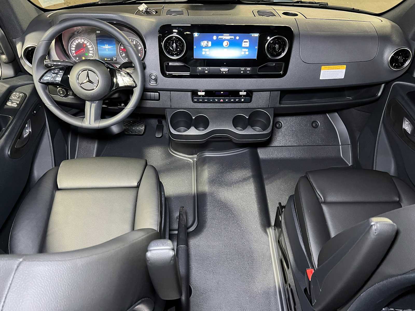 New 2025 Mercedes-Benz Sprinter 2500 image 32