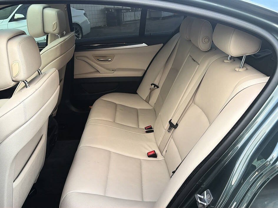 Used 2011 BMW 535i Sedan RWD image 16