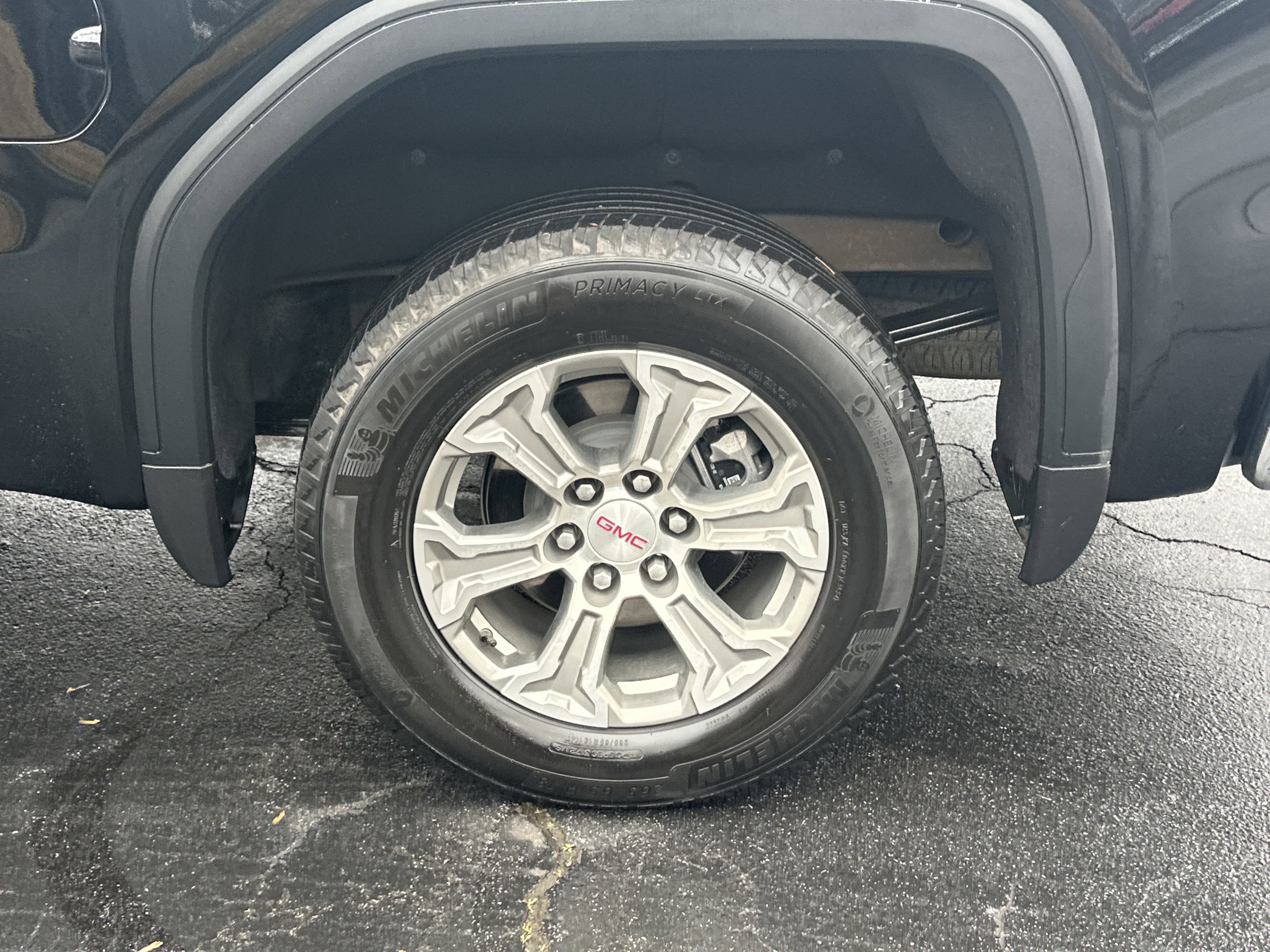 Certified 2025 GMC Sierra 1500 SLT image 21