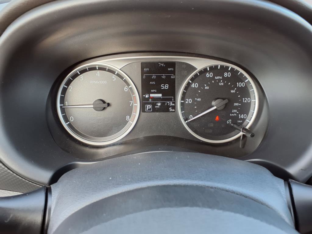 New 2025 Nissan Kicks Play S FWD image 18