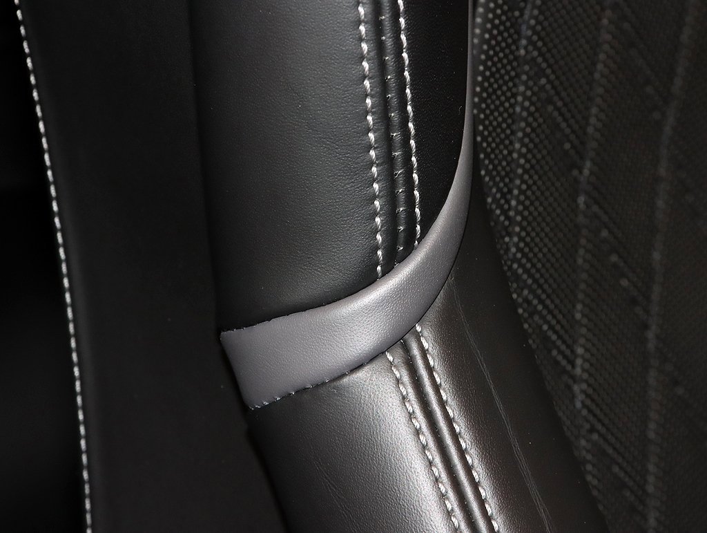 Certified 2017 Ferrari GTC4Lusso image 39