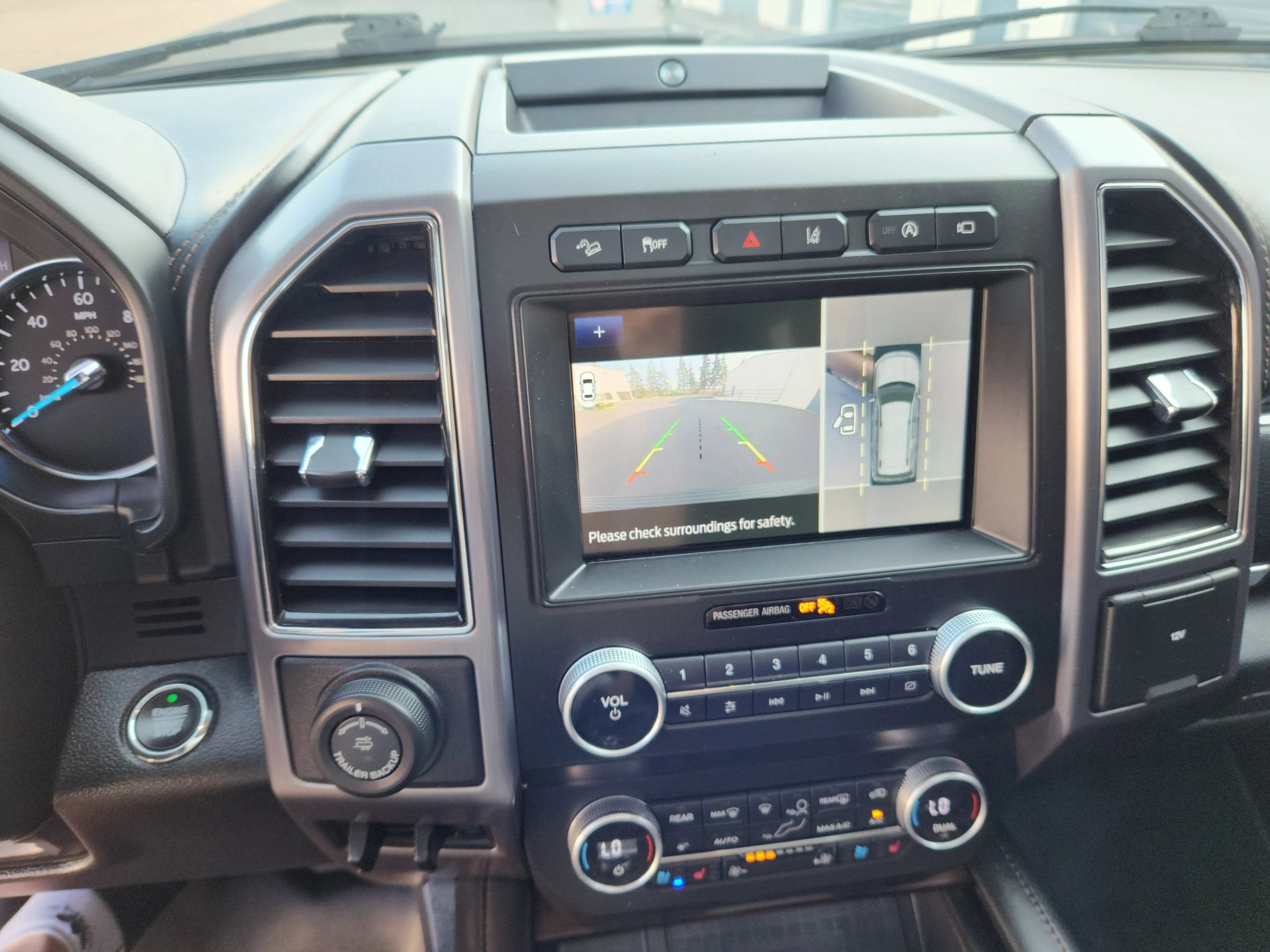 Used 2021 Ford Expedition Max Platinum AWD/4WD image 16